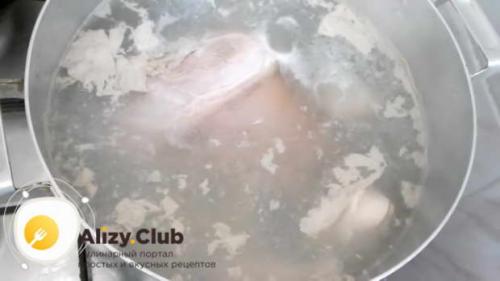 Как достать холодец из пластиковой бутылки. Пошаговое приготовление