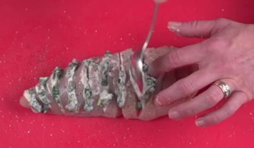 Курица со шпинатом и сыром. Куриная грудка со шпинатом