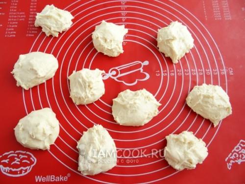 Дрожжевые лепешки с луком. Лепёшки с луком на сковороде