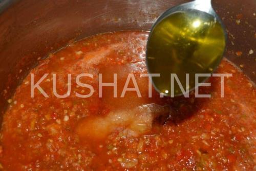 Аджика из перца и помидор. Аджика из помидоров и перца на зиму – рецепт