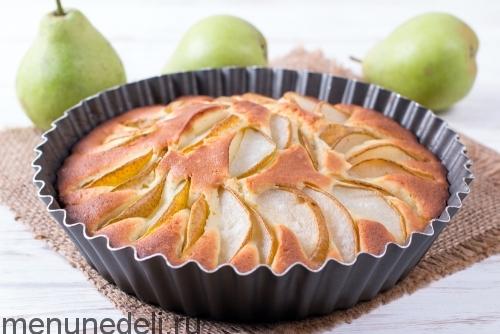 Пряный пирог с грушами. Простой пирог с грушами