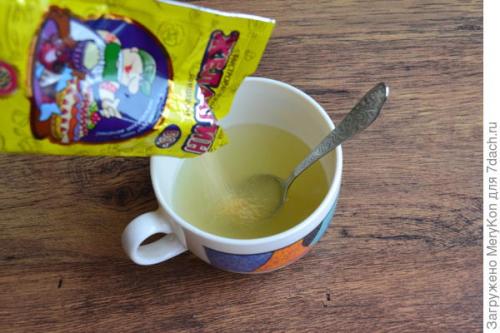 Холодец свинья в бутылке. Заливной холодец "Поросенок" в бутылке