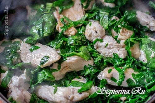 Курица со шпинатом со сливками. Куриное филе со шпинатом в сливках