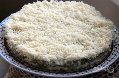 Салат с отварной рыбой. Рыбный салат из отварной рыбы