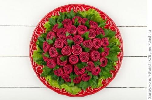 Салат Букет роз. Салат с блинами «Букет роз»