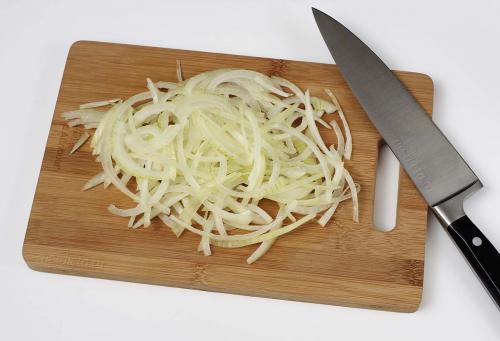 Салат кальмары с яйцом. Как приготовить салат с кальмарами и яйцом — рецепт самого вкусного и простого салата из кальмаров с пошаговыми фото