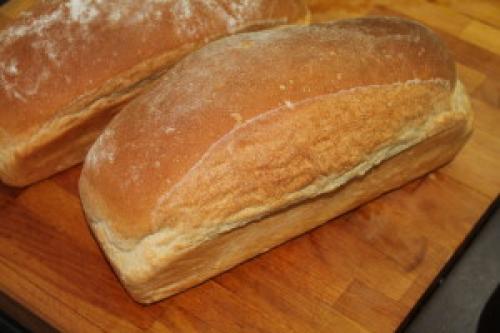 Рецепт домашнего хлеба в духовке на сырых дрожжах. Приготовление