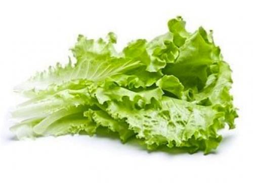 Салат Цезарь с рыбой. Салат Цезарь с красной рыбой