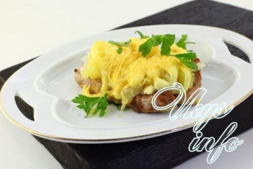 Мясо по-французски с ананасом без майонеза. Мясо по-французски с ананасом в духовке