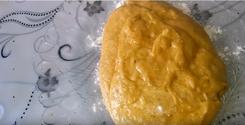 Торт медовый с заварным кремом. Классический медовый торт с заварным кремом: домашний рецепт