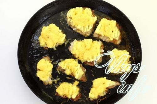 Мясо по-французски с ананасом без майонеза. Мясо по-французски с ананасом в духовке