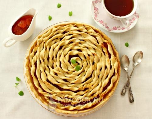 Пирог с яблочным вареньем