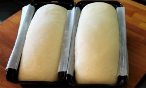 Рецепт домашнего хлеба в духовке на сырых дрожжах. Приготовление