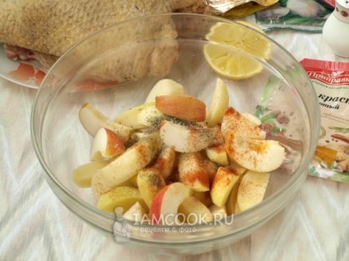 Утка фаршированная. Утка, фаршированная картофелем