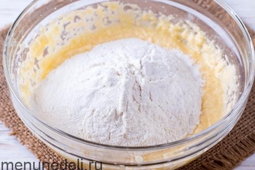 Пряный пирог с грушами. Простой пирог с грушами