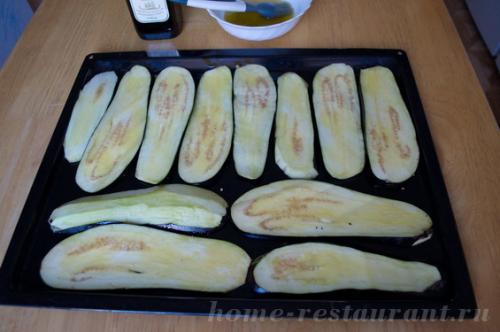 Рулетики из баклажанов в духовке. Рулетики из баклажанов: самый вкусный рецепт!