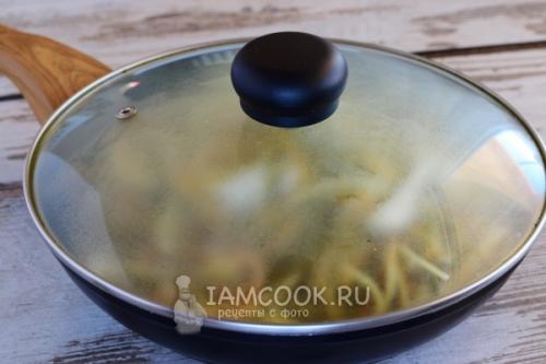 Паста с кальмарами. Спагетти с кальмарами в сливочном соусе