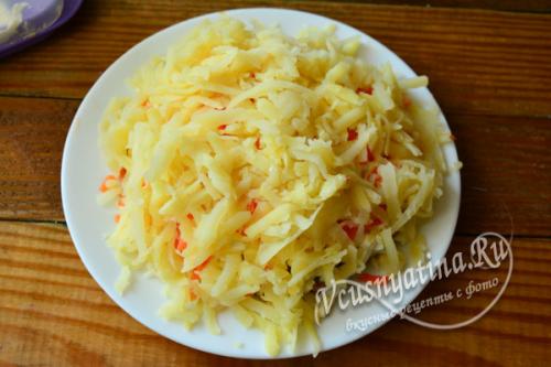 Салат Шар новогодний. Салат «Новогодний шар» из рыбной консервы