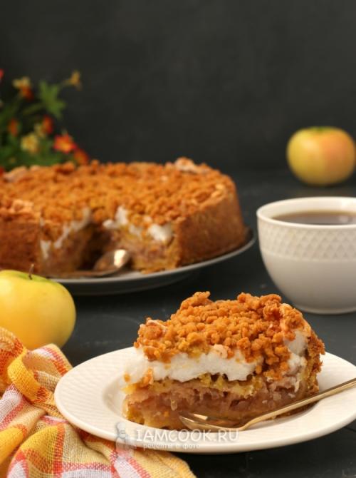 Песочный пирог с яблоками и безе. Польский яблочный пирог с безе и крошкой