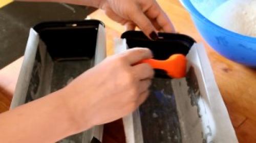 Рецепт домашнего хлеба в духовке на сырых дрожжах. Приготовление