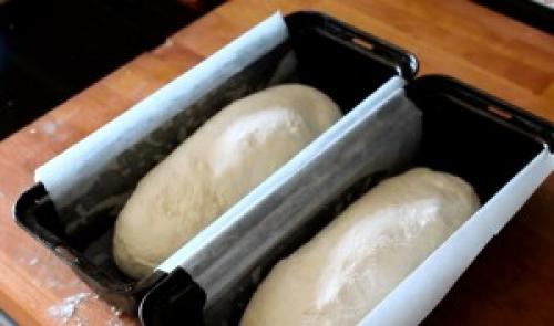 Рецепт домашнего хлеба в духовке на сырых дрожжах. Приготовление
