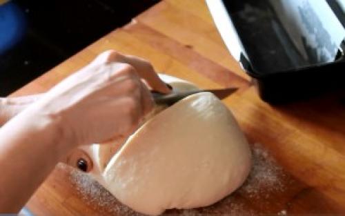 Рецепт домашнего хлеба в духовке на сырых дрожжах. Приготовление