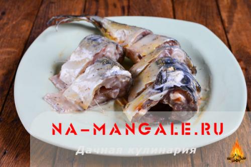 Скумбрия в духовке. Запекаем скумбрию с томатным соусом