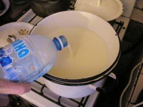 Твердый сыр с дырками в домашних условиях. Сыр с дырками в домашних условиях