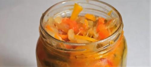 Салат с капусты на зиму рецепт без варки. Вкусный салат на зиму «Кубанский» с капустой и овощами