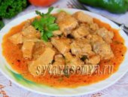 Гуляш из свинины в мультиварке. Гуляш из свинины с томатной подливкой в мультиварке