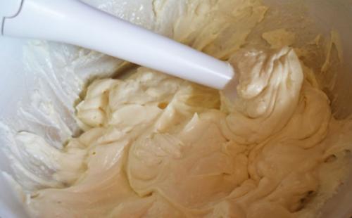 Норка крота Торт рецепт со сгущенкой. Тортик «Норка крота» — вариант первый со сгущенным молоком