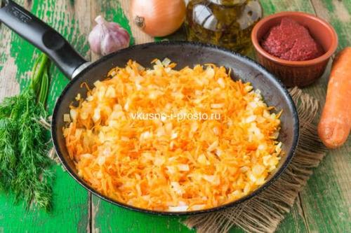 Митболы из курицы в томатном соусе. Куриные митболы с сыром в томатном соусе