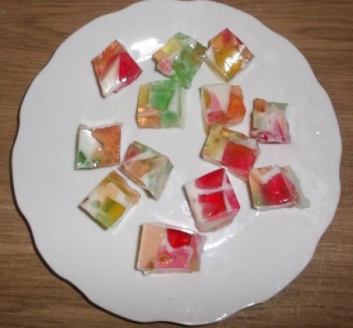 Как сделать разноцветное желе кубиками. Желе "разноцветные кубики"