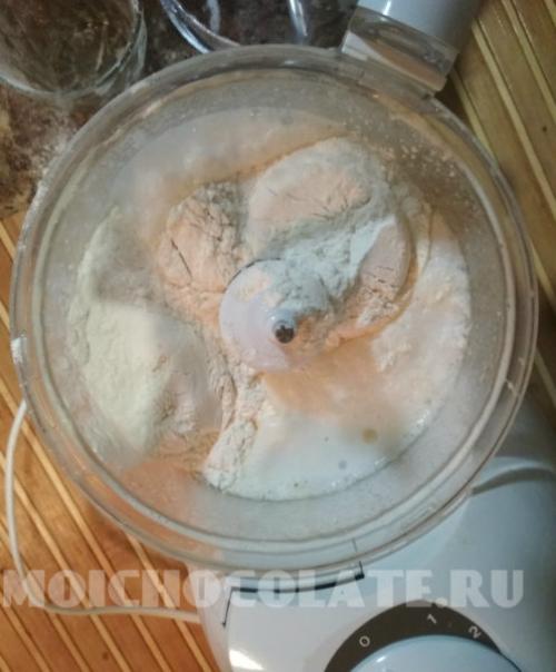 Кучерявый Панчо торт. Приготовление бисквита