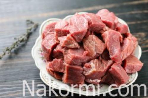 Митболы в сливочном соусе с грибами. 