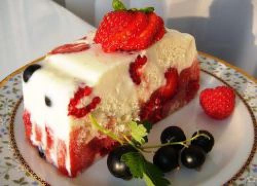 Рецепт фруктового торта с желатином и сметаной и фруктами. Торт без выпечки с желатином и фруктами