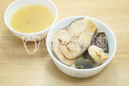 Суп с консервированной горбушей. Суп из консервов горбуши