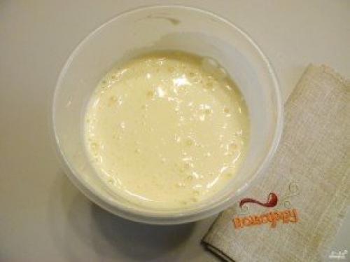 Шарлотка в мультиварке. Шарлотка с яблоками в мультиварке