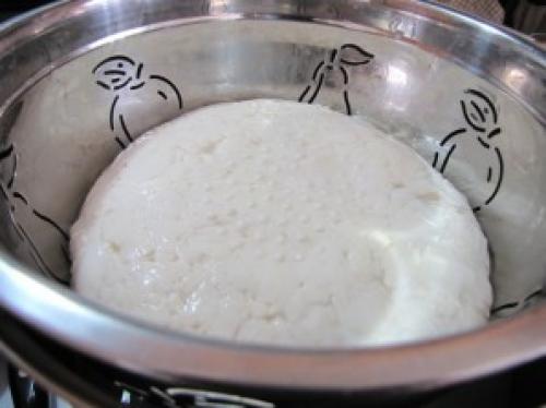 Твердый сыр в домашних с закваской. Твердый сыр в домашних условиях