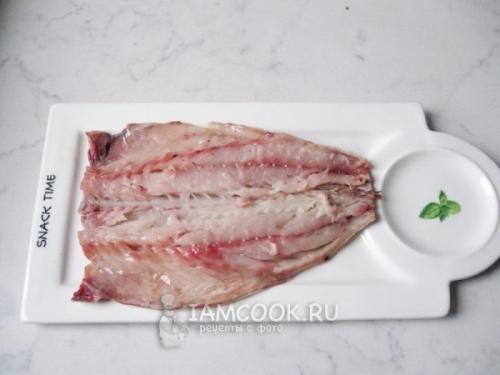 Скумбрия в сырном кляре. Филе скумбрии в кляре