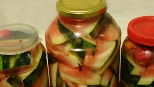 Арбузы соленые в банках. Арбузы соленые (в банках)