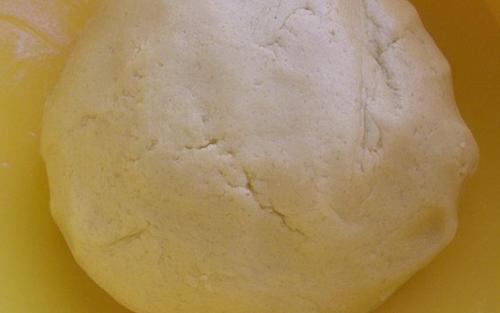 Пирог с клубникой. Клубничный пирог из песочного теста