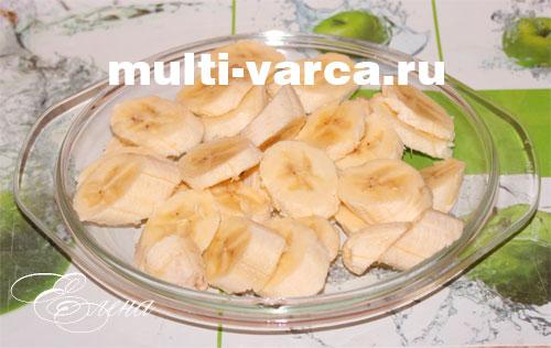 Шарлотка в мультиварке из бананов. Банановая шарлотка в мультиварке