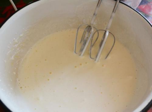 Норка крота Торт рецепт со сгущенкой. Тортик «Норка крота» — вариант первый со сгущенным молоком