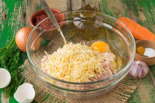 Митболы из курицы в томатном соусе. Куриные митболы с сыром в томатном соусе