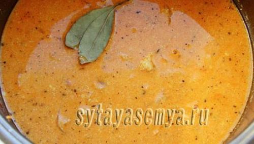 Гуляш из свинины в мультиварке. Гуляш из свинины с томатной подливкой в мультиварке