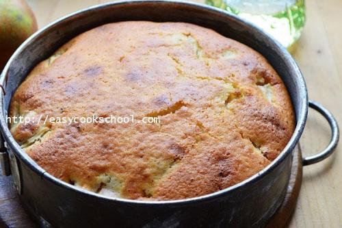 Бисквит на кефире с яблоками. Шарлотка с яблоками на кефире