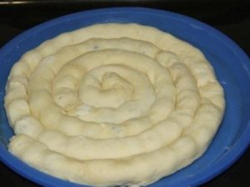 Пирог-улитка с вишней на кефире. Отличный рецепт пирога улитки с вишней
