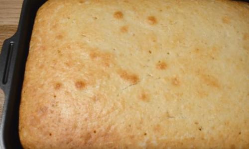 Манник на кефире очень вкусный воздушный. Заливной манник на кефире