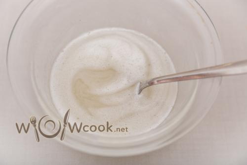 Творожный торт без выпечки с желатином. Творожно желейный торт без выпечки с печеньем и ананасами